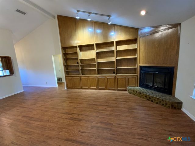 2429 Canyon Creek Drive, Temple, TX 76502