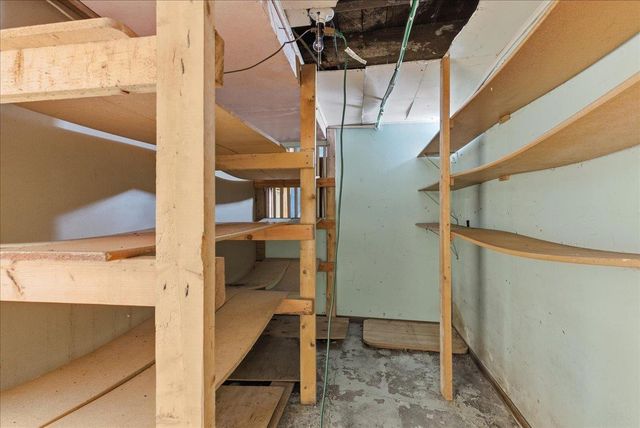 1409 Parkway Avenue, Cedar Falls, IA 50613