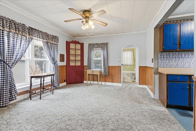 1409 Parkway Avenue, Cedar Falls, IA 50613