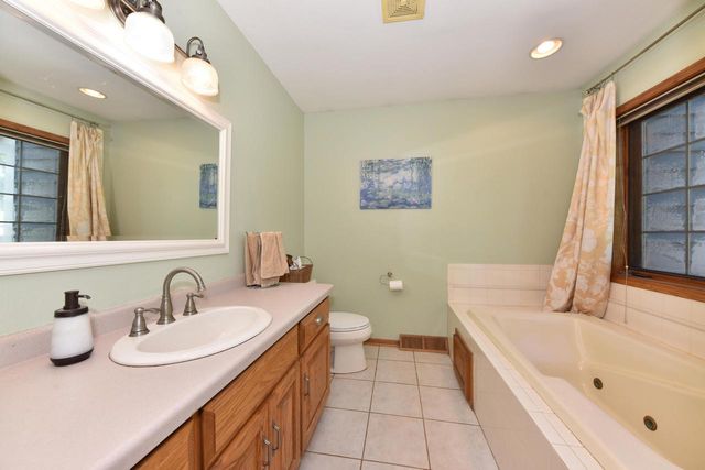N53W27805 Bantry ROAD, Lisbon, WI 53089