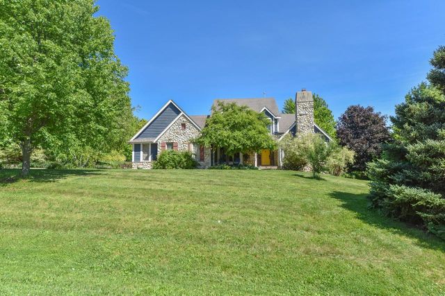 N53W27805 Bantry ROAD, Lisbon, WI 53089