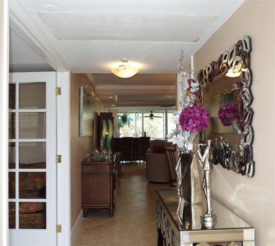 625 Oaks Drive 302, Pompano Beach, FL 33069