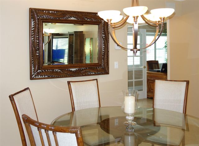 625 Oaks Drive 302, Pompano Beach, FL 33069