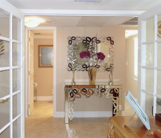 625 Oaks Drive 302, Pompano Beach, FL 33069