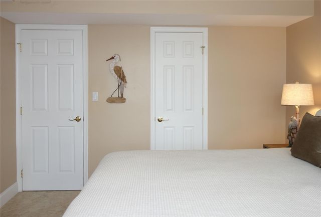 625 Oaks Drive 302, Pompano Beach, FL 33069