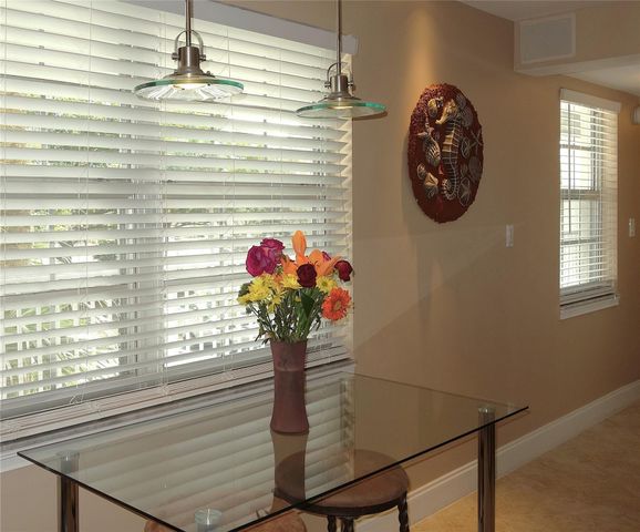 625 Oaks Drive 302, Pompano Beach, FL 33069