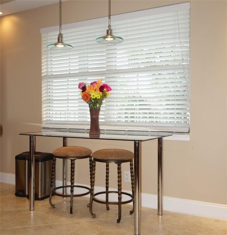 625 Oaks Drive 302, Pompano Beach, FL 33069