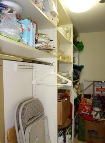 625 Oaks Drive 302, Pompano Beach, FL 33069