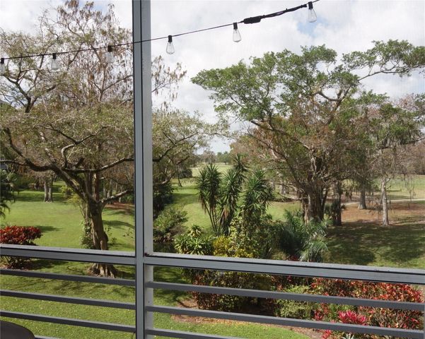 625 Oaks Drive 302, Pompano Beach, FL 33069