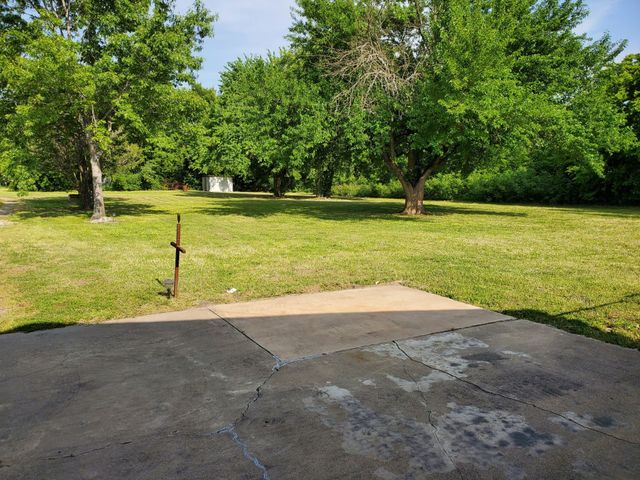 2508 Us-82, Clarksville, TX 75426