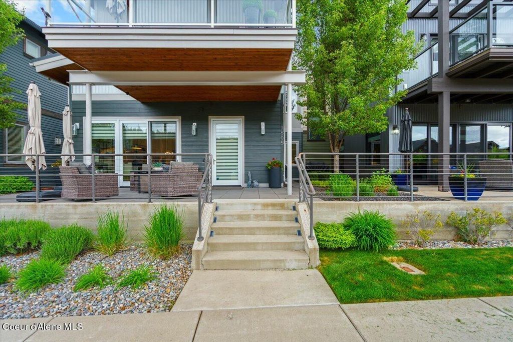 1605 W Bellerive LN, Coeur d'Alene, ID 83814 photo 2