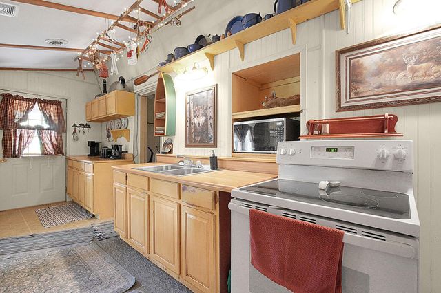 14122 Ashville Pike, Ashville, OH 43103