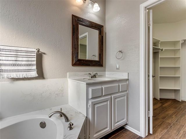 13300 Shady Lane Court, Oklahoma City, OK 73131
