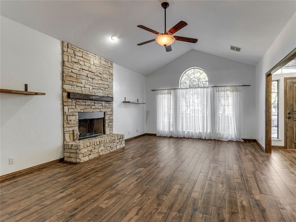 Image 4 of property listing at 13300 Shady Lane Court, Oklahoma City, OK 73131