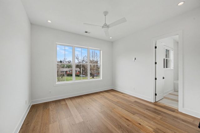 6412A Premier Dr, Nashville, TN 37209
