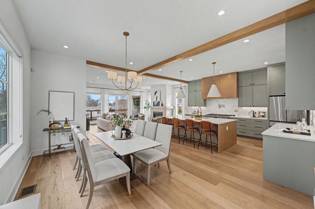 6412A Premier Dr, Nashville, TN 37209
