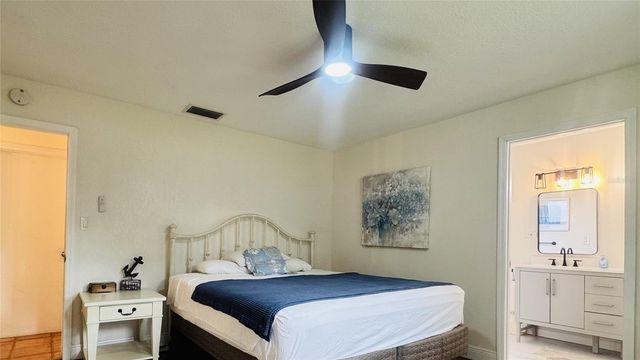 10380 TANGELO ROAD, Seminole, FL 33772