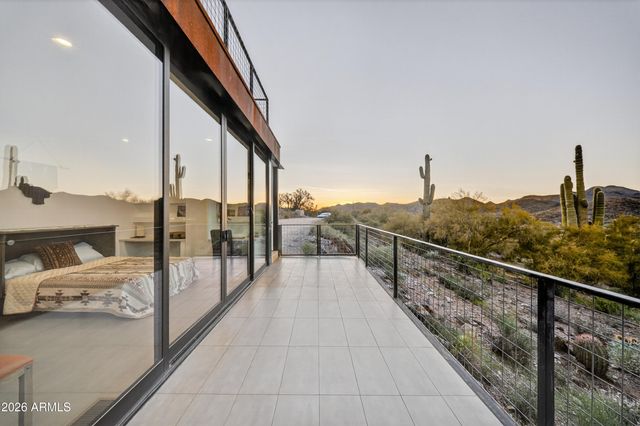 5721 E MIRAMONTE Drive, Cave Creek, AZ 85331