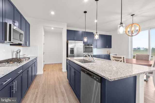 10413 SPOTSWOOD DR, Fredericksburg, VA 22408