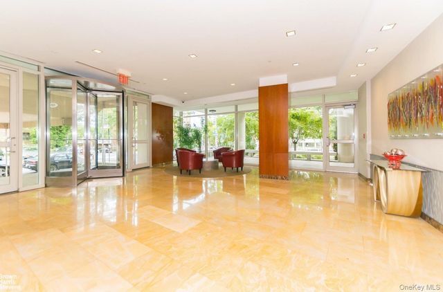 640 W 237th Street 10C, Bronx, NY 10463