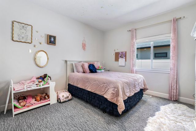 781 Midnight Sun Loop, Twin Falls, ID 83301