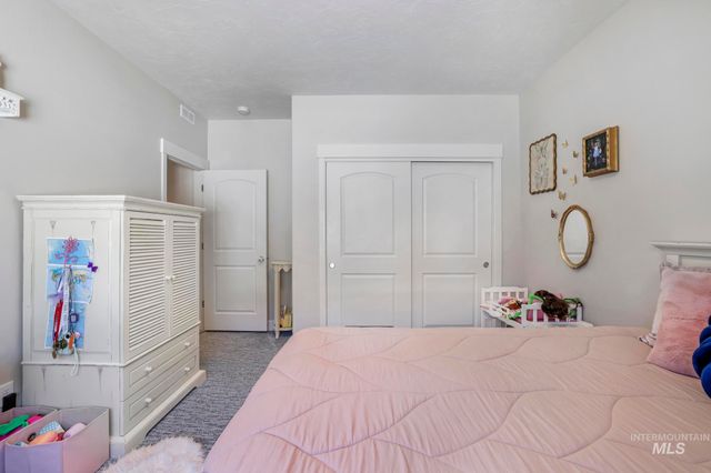 781 Midnight Sun Loop, Twin Falls, ID 83301