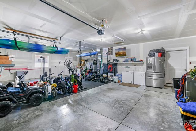 781 Midnight Sun Loop, Twin Falls, ID 83301