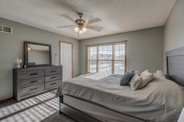 15444 Foster Drive N, Hugo, MN 55038