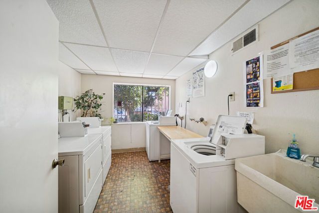 1519 N Martel Avenue 305, Los Angeles, CA 90046