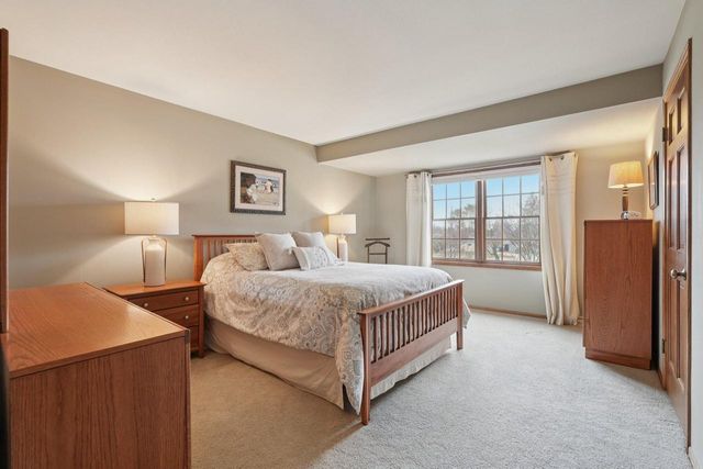 312 Lilac LANE, Grafton, WI 53024