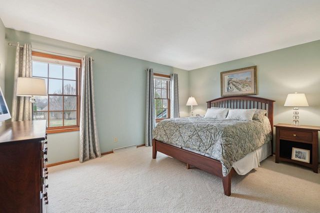 312 Lilac LANE, Grafton, WI 53024