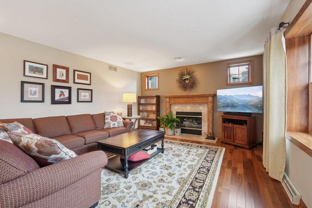 312 Lilac LANE, Grafton, WI 53024