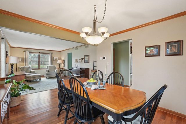 312 Lilac LANE, Grafton, WI 53024