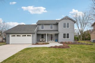 312 Lilac LANE, Grafton, WI 53024