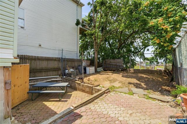 6605 Durham Avenue, North Bergen, NJ 07047