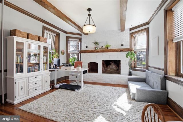 5890 MAIN ST, East Petersburg, PA 17520