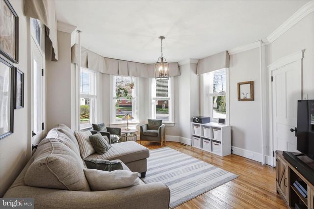 5890 MAIN ST, East Petersburg, PA 17520