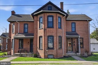 5890 MAIN ST, East Petersburg, PA 17520