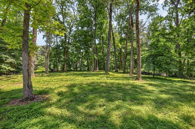 428 Karstridge Rd, Smyrna, TN 37167