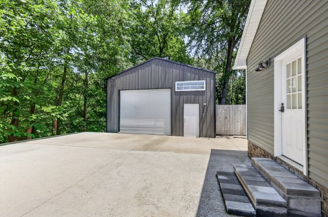 428 Karstridge Rd, Smyrna, TN 37167