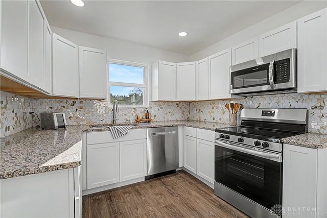 2073 Thimble Creek Drive, Trotwood, OH 45426