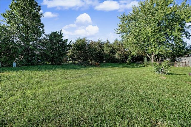 2073 Thimble Creek Drive, Trotwood, OH 45426