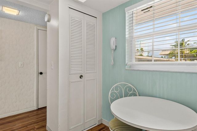 10215 REGAL DRIVE 18, Largo, FL 33774