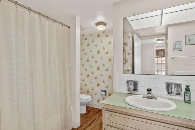 10215 REGAL DRIVE 18, Largo, FL 33774