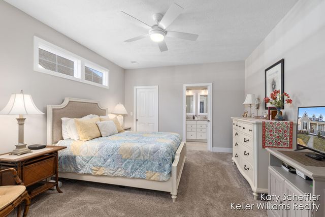 6960 E Rain Garden Lane NE, Rockford, MI 49341