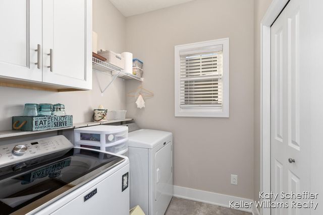 6960 E Rain Garden Lane NE, Rockford, MI 49341