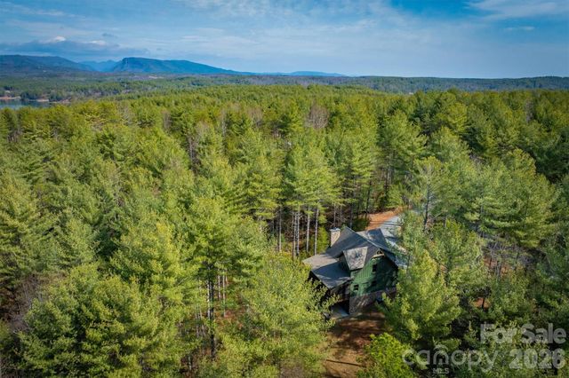 40 Kingfisher Trace 108, Nebo, NC 28761