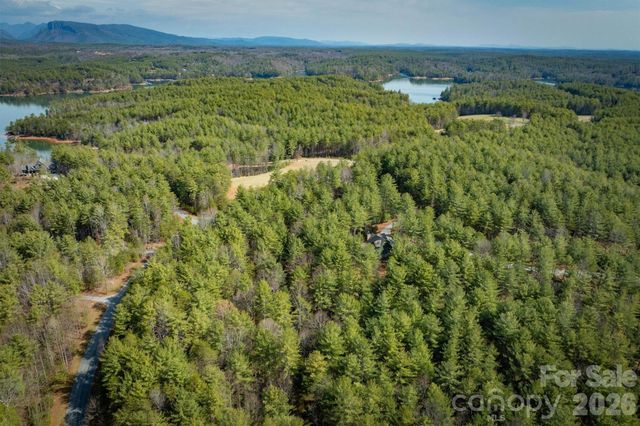 40 Kingfisher Trace 108, Nebo, NC 28761