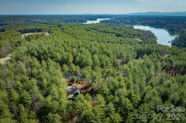 40 Kingfisher Trace 108, Nebo, NC 28761