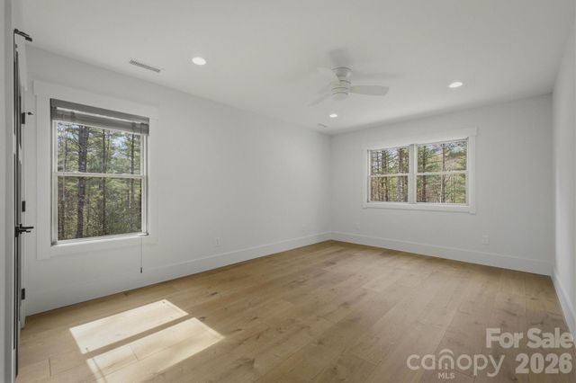 40 Kingfisher Trace 108, Nebo, NC 28761